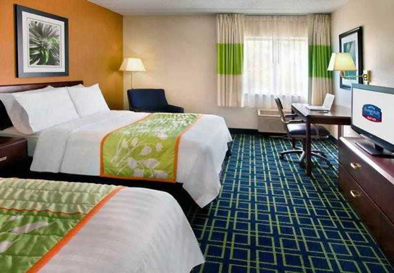Fairfield Inn Boston Воберн Екстер'єр фото