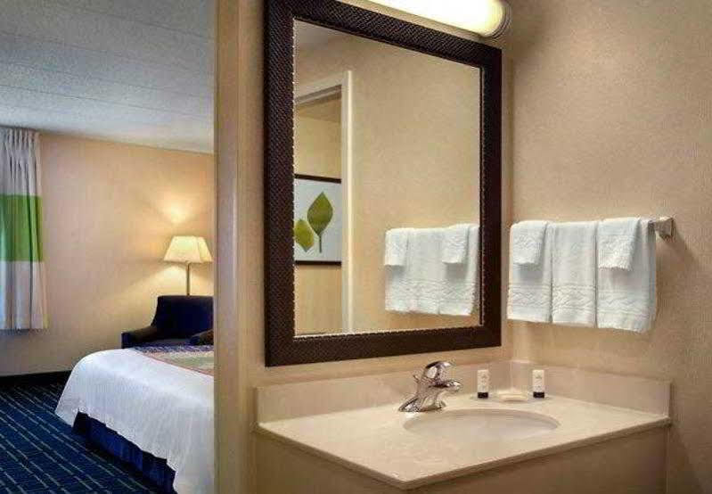 Fairfield Inn Boston Воберн Екстер'єр фото