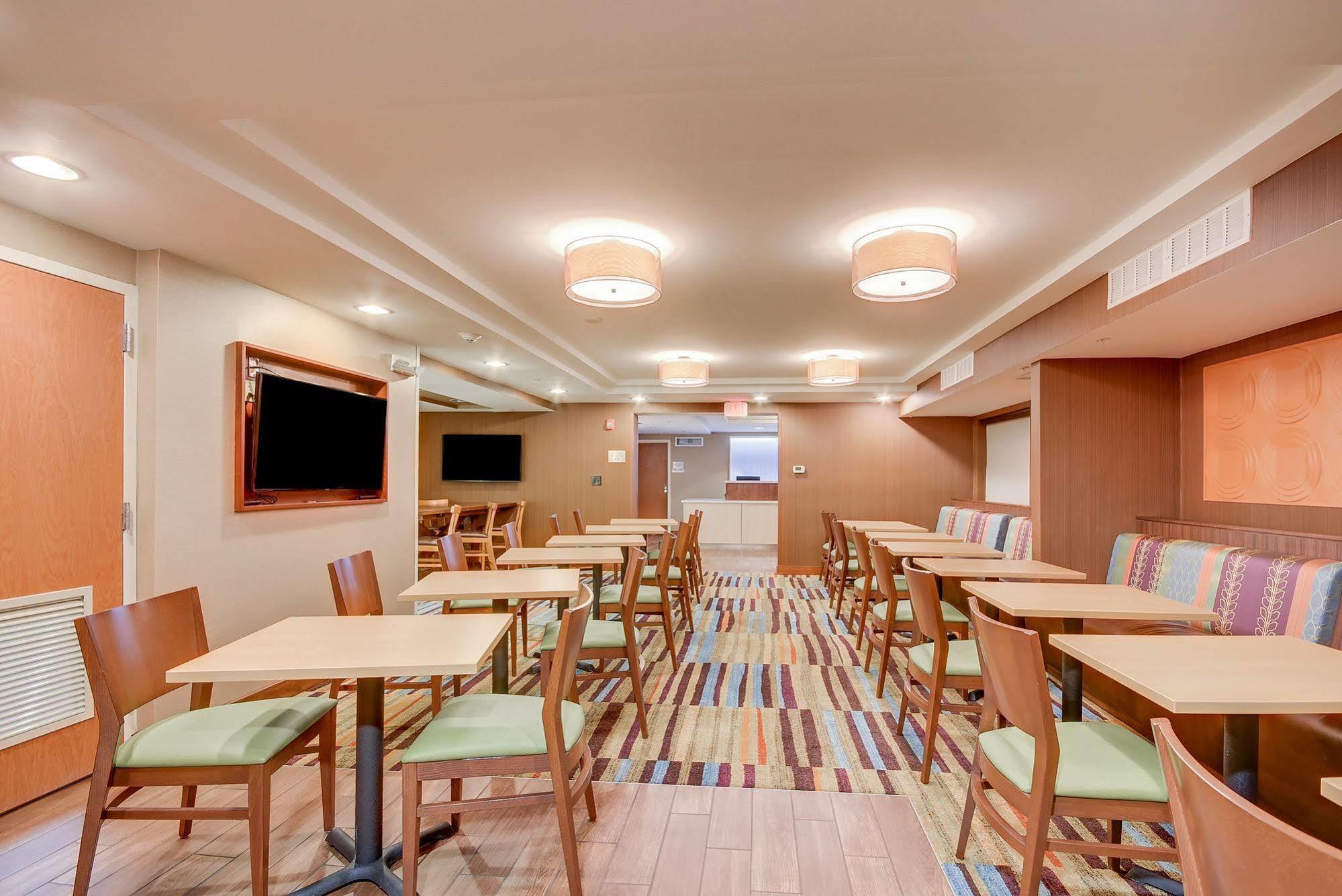 Fairfield Inn Boston Воберн Екстер'єр фото